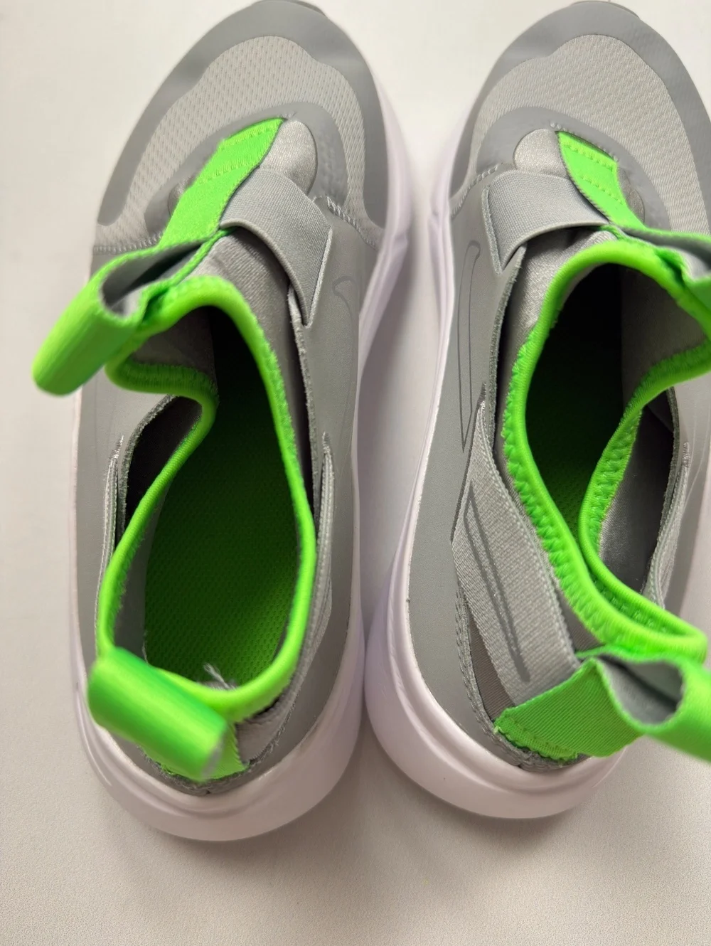 Nike Slip-On Flex Runners Sneakers Gray Green Athletic Casual - Boys 7Y